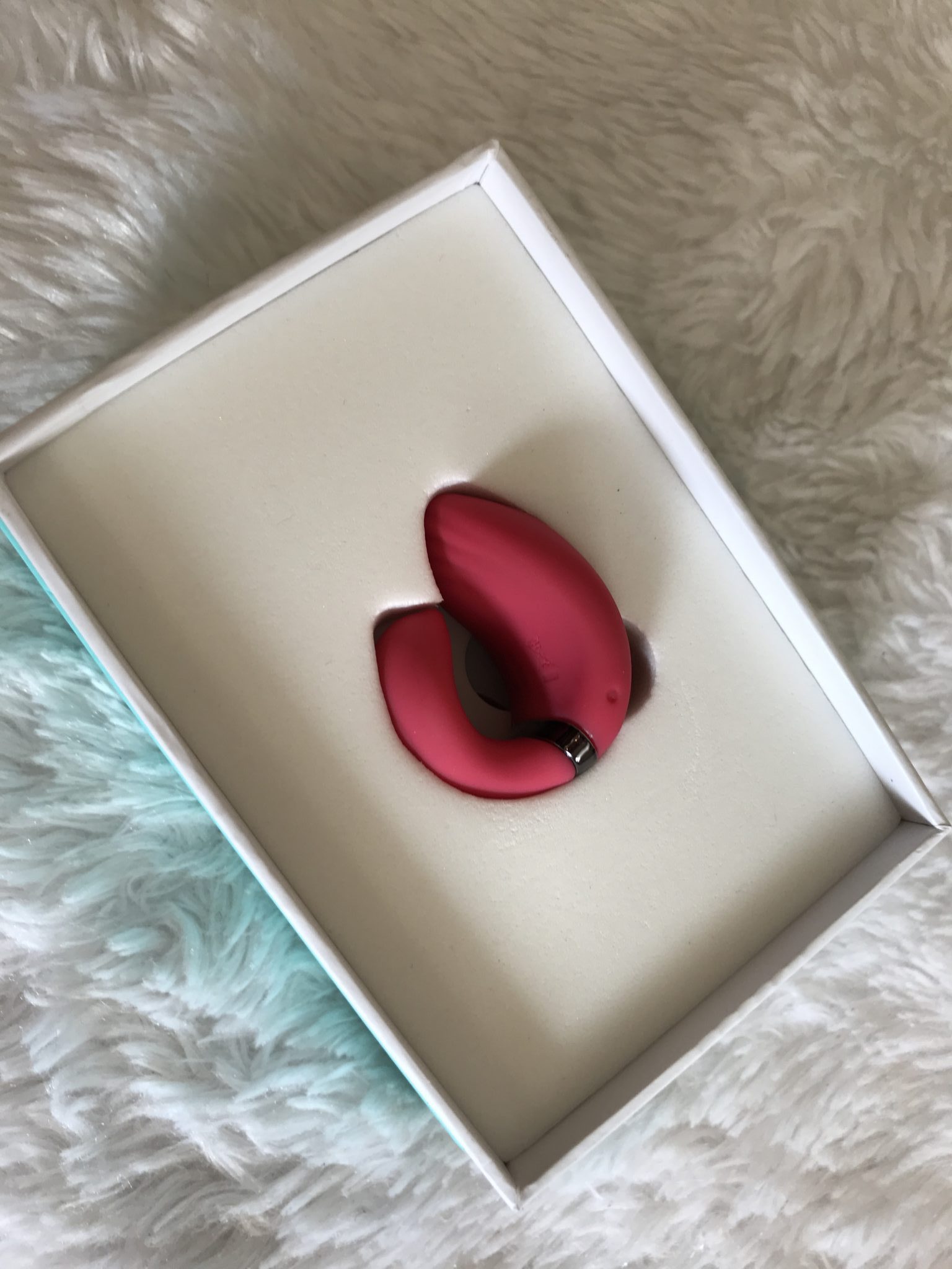 Lee más sobre el artículo Imtoy luxeluv santiago – problemas de chicas cachondas