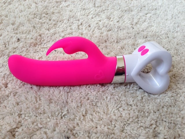 Lee más sobre el artículo Revisión de Rocks-Off Roxy Rabbit – Problemas de Slutty Girl